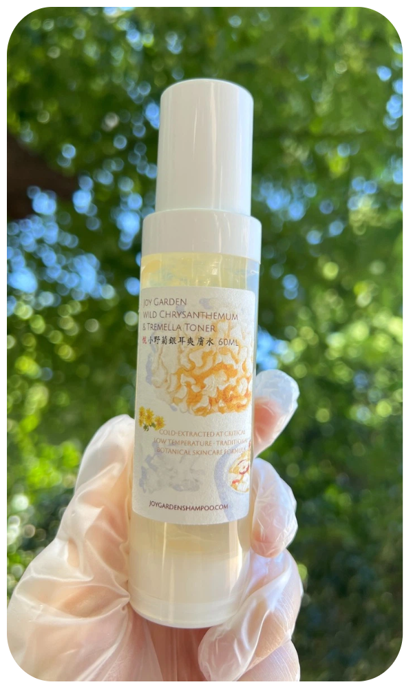 Tremella Facial Toner for hydrating and soothing skin